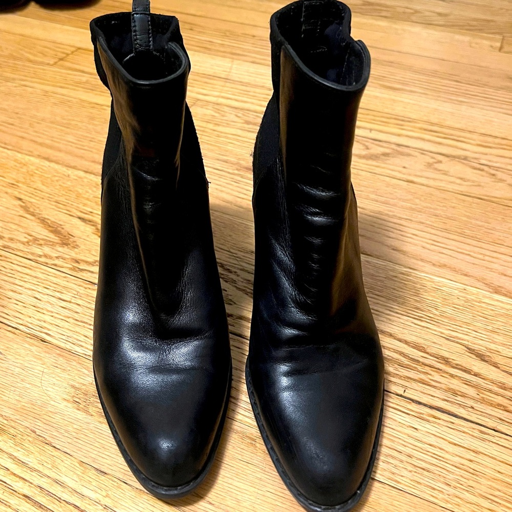 Stuart Weitzman Black Leather Short Boots